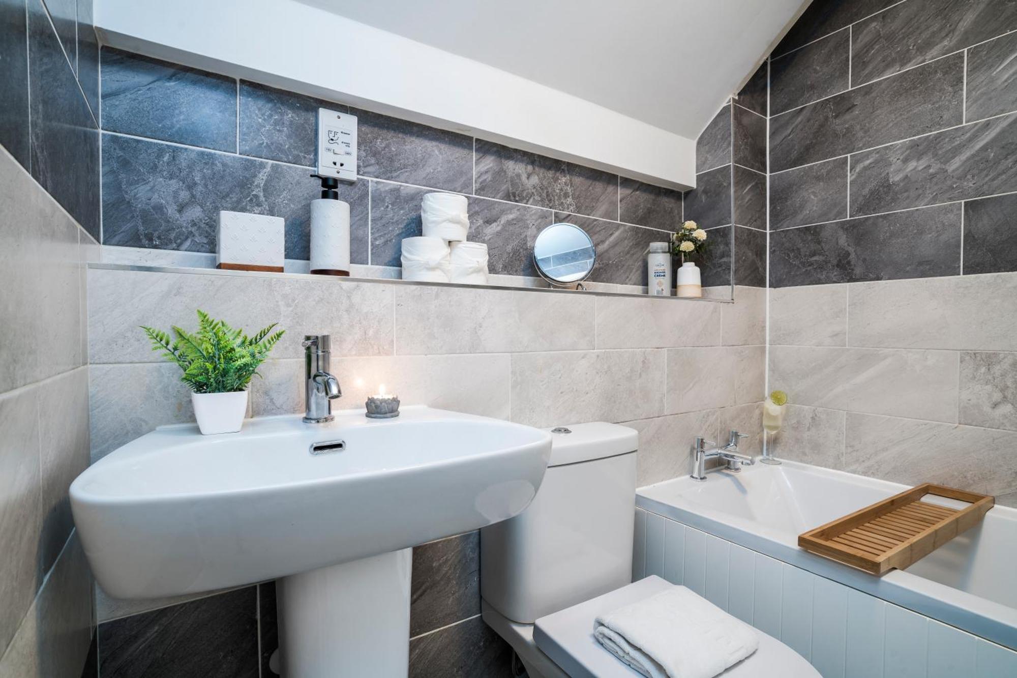 Lime View Apartment Buckingham Ngoại thất bức ảnh