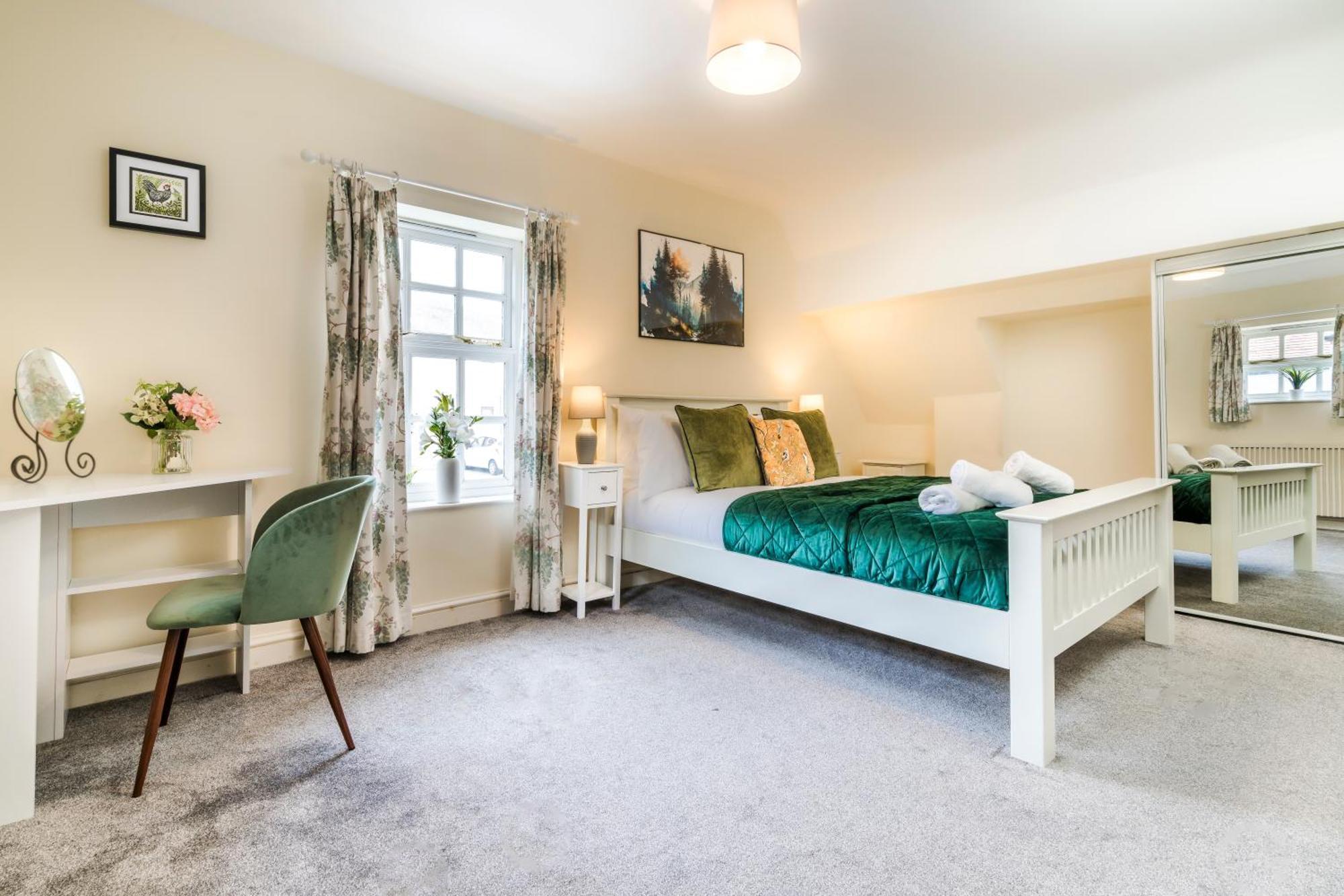 Lime View Apartment Buckingham Ngoại thất bức ảnh
